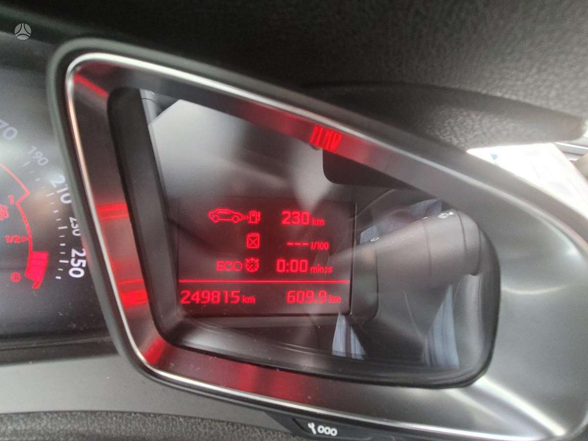 Citroen DS5, 2.0 l., hatchback
