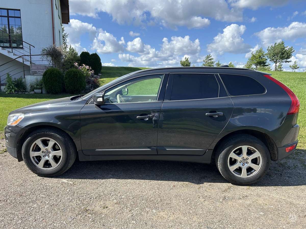 Volvo XC60 - 2