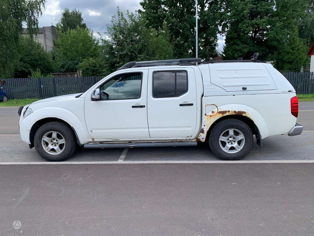 Nissan Navara, 2.5 l., Пикап