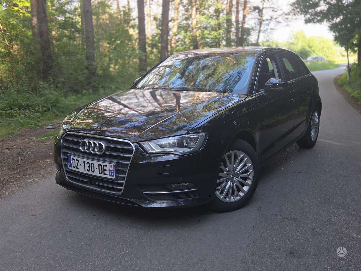 Audi A3, 1.6 l., hatchback