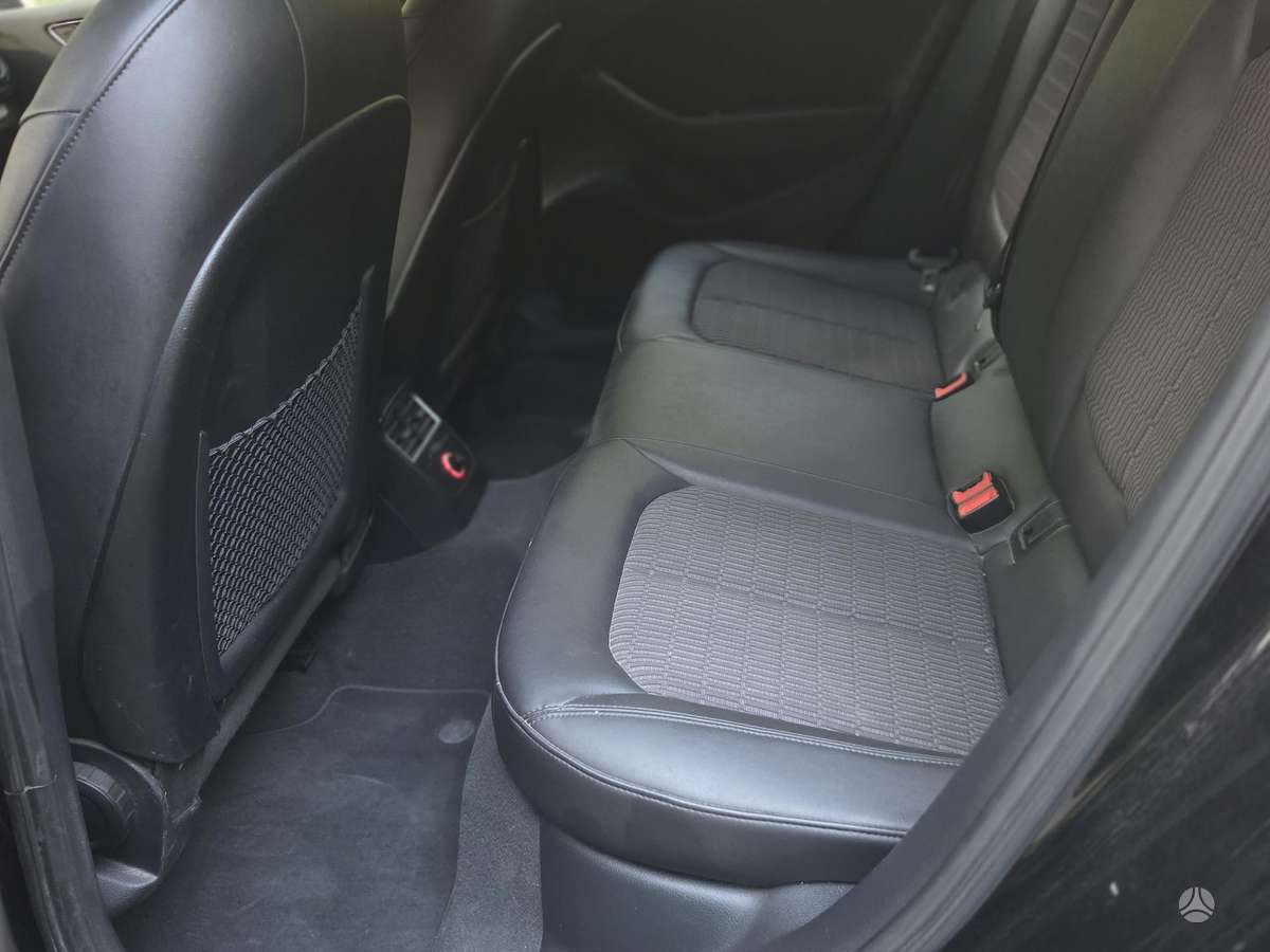 Audi A3, 1.6 l., hatchback