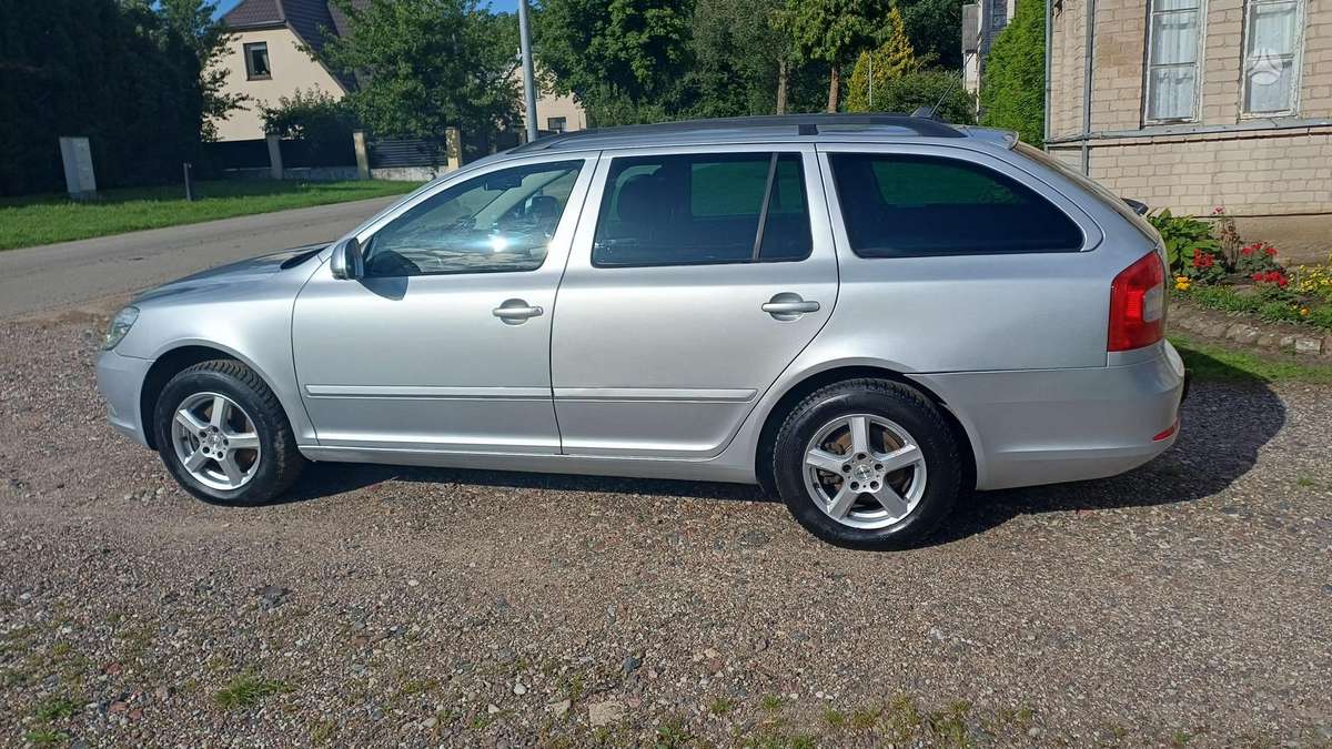 Škoda Octavia - 3