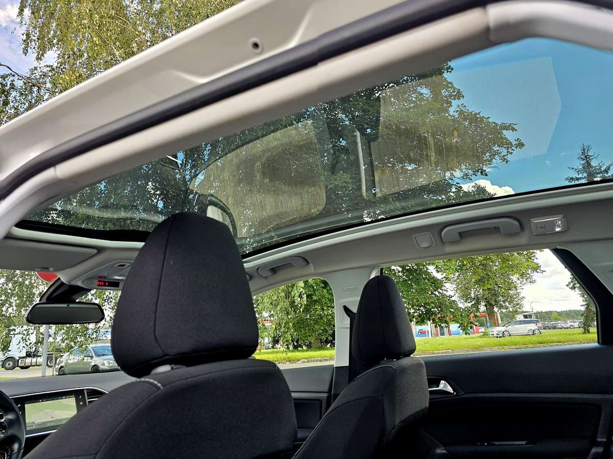 Peugeot 308, 1.6 l., Универсал