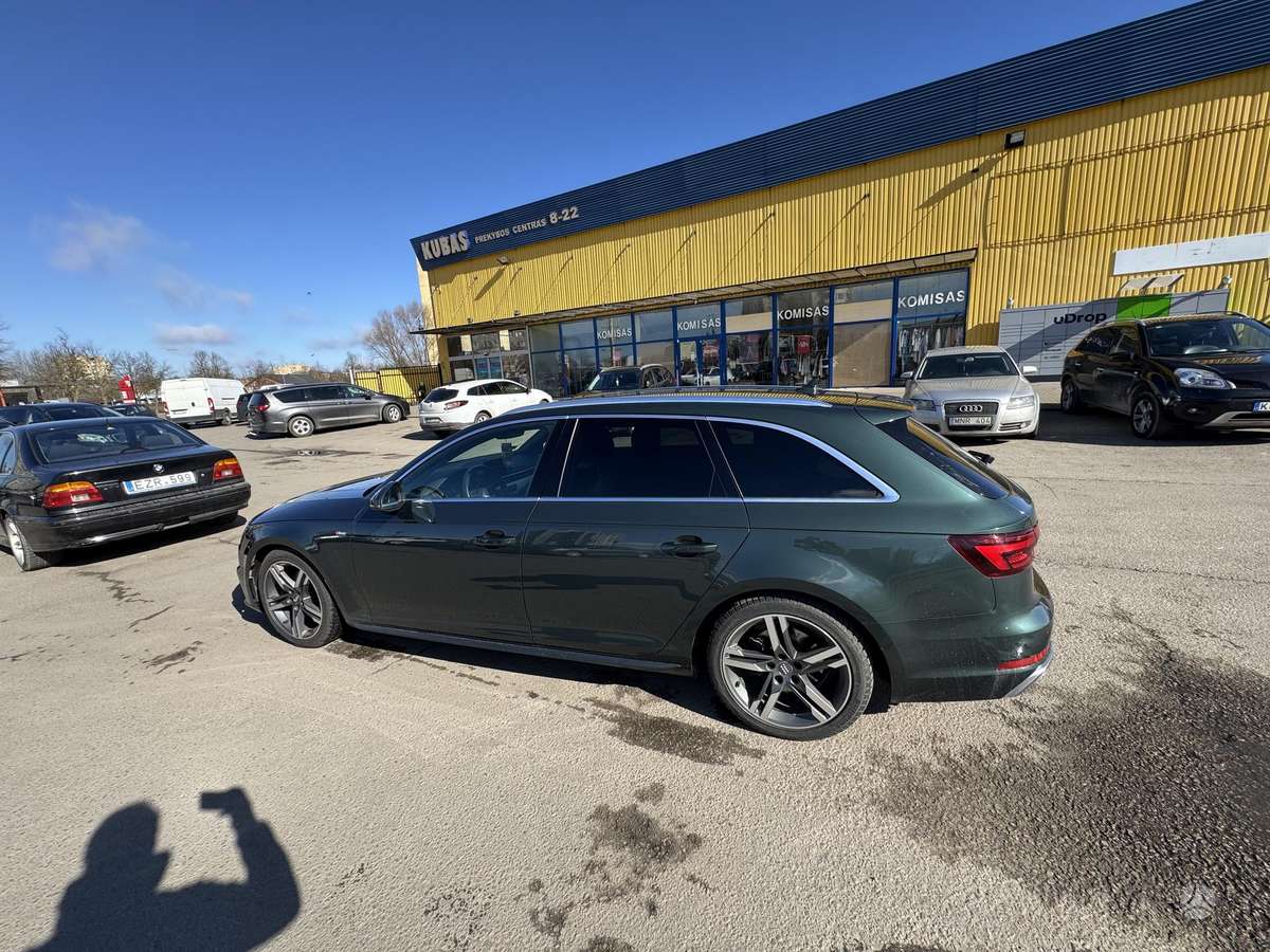 Audi A4, 2.0 l., Универсал