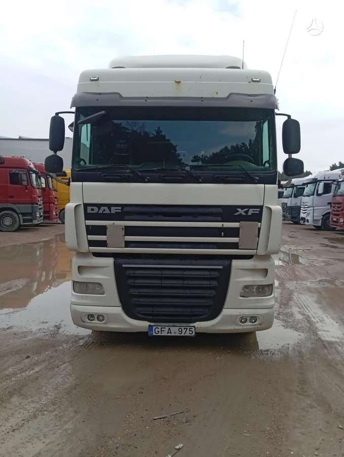 DAF 105, 2 miegamosios vietos
