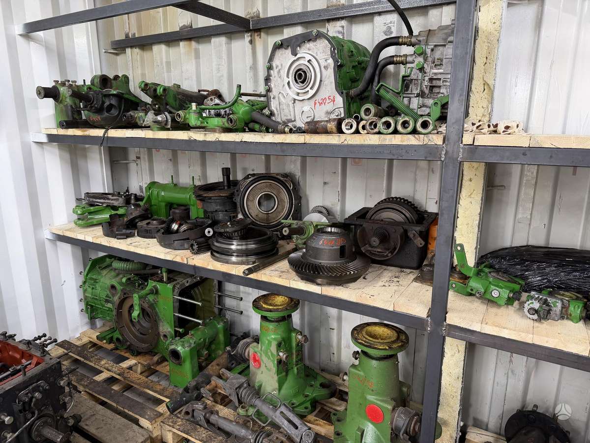 John Deere 6100/6110M/6420/6910/6920/6150
