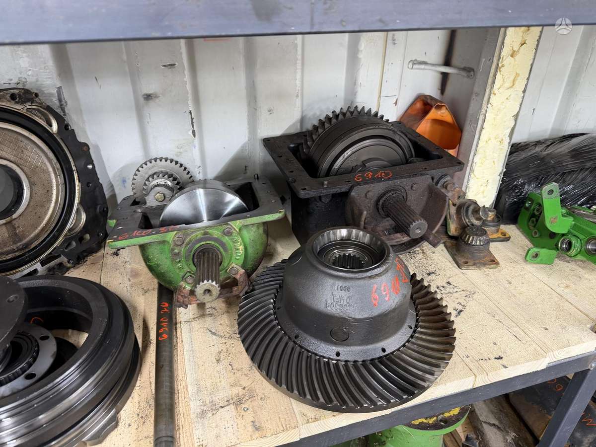 John Deere 6100/6110M/6420/6910/6920/6150