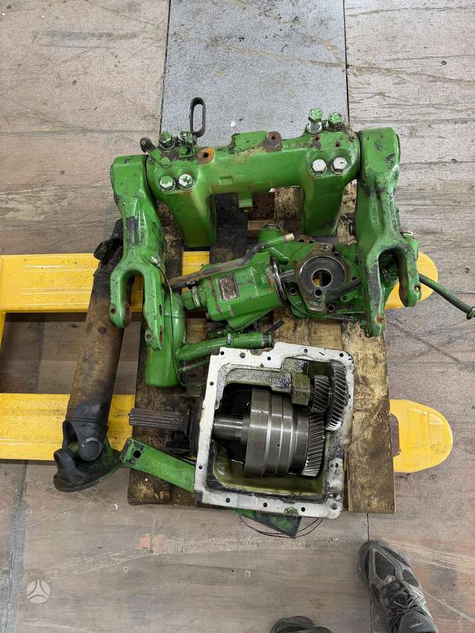 John Deere 6100/6110M/6420/6910/6920/6150