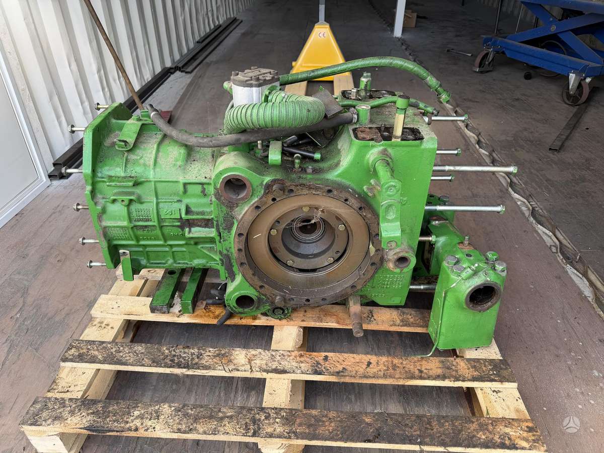 John Deere 6100/6110M/6420/6910/6920/6150