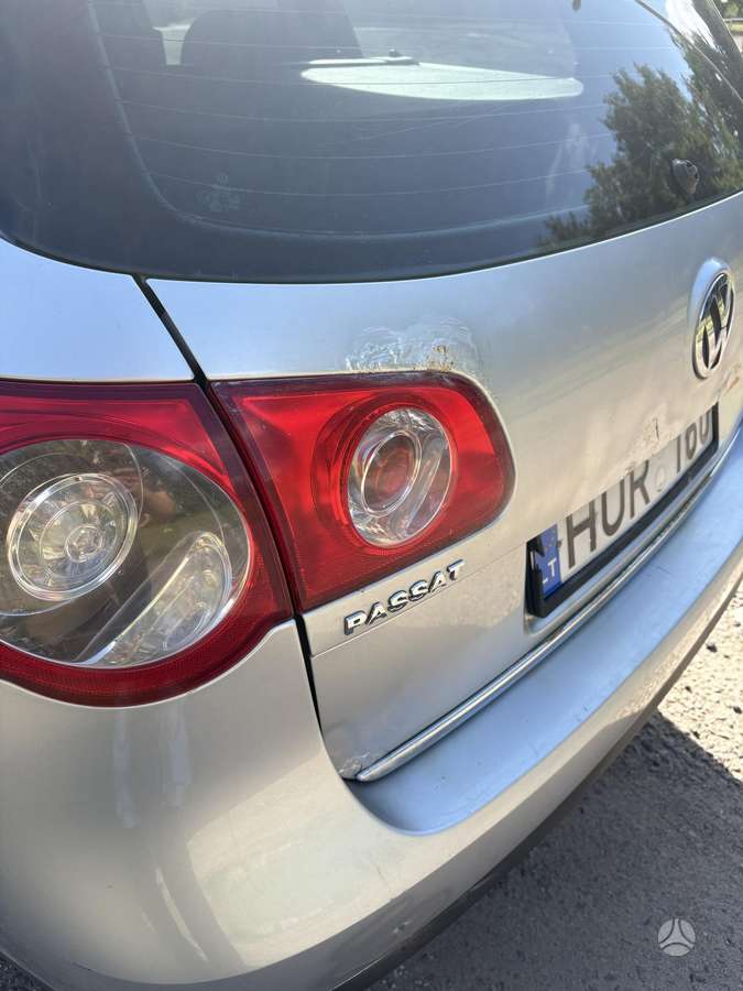 Volkswagen Passat - 8