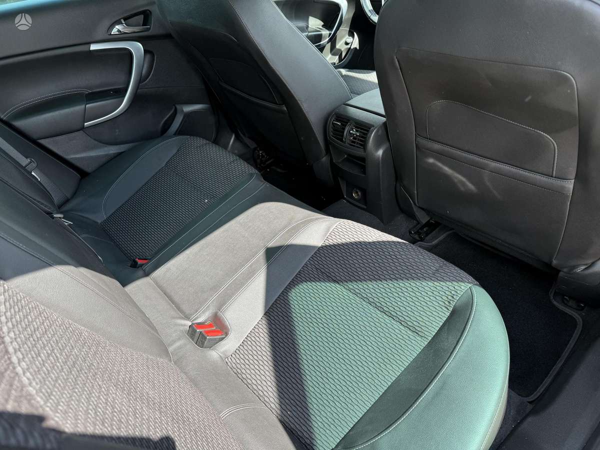 Opel Insignia, 2.0 l., Универсал