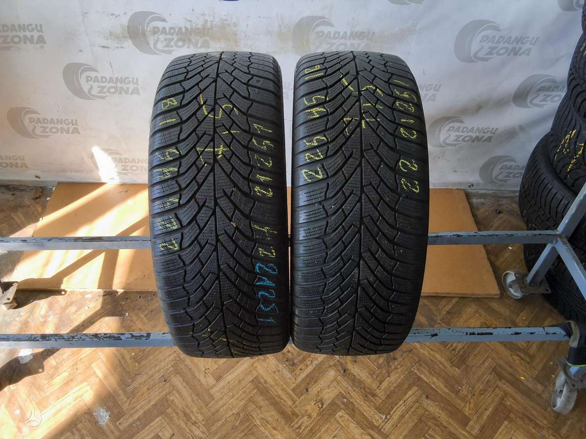 Kumho Winterlraft wp52, winter 225/45 R18