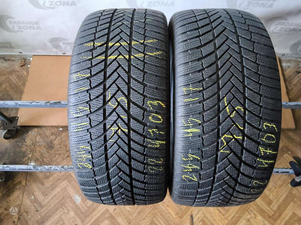 Bridgestone Blizzak lm005, winter 245/45 R17