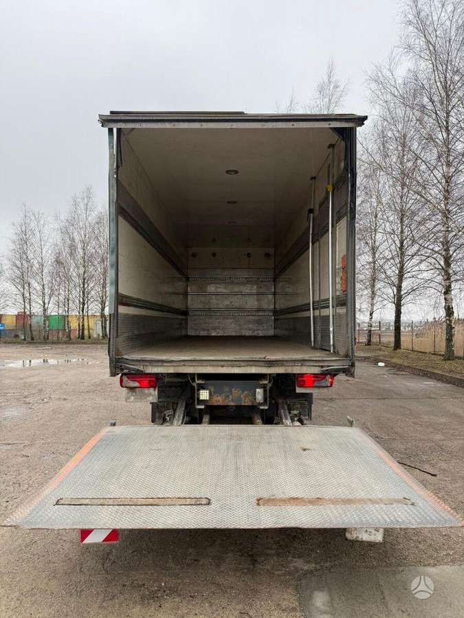 Scania P280, isothermal trucks