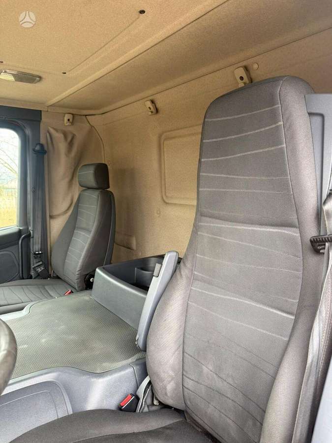 Scania P280, isothermal trucks