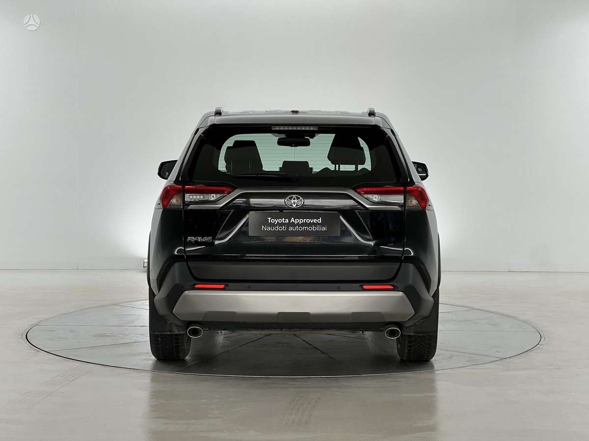 Toyota RAV4 - 4