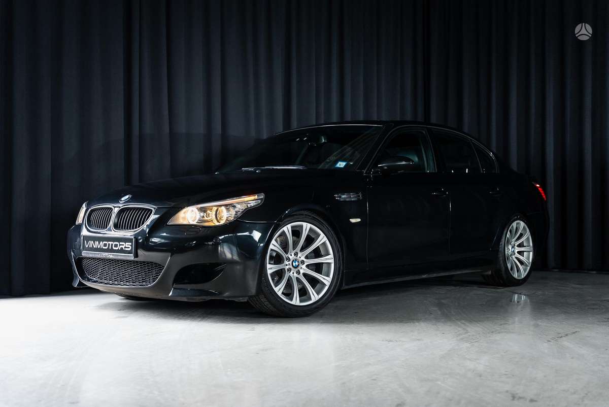 BMW M5, 5.0 l., Седан