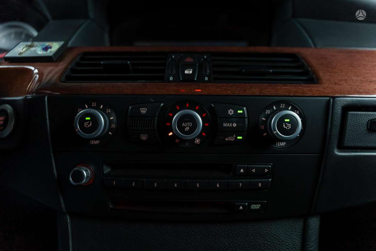 BMW M5, 5.0 l., Седан