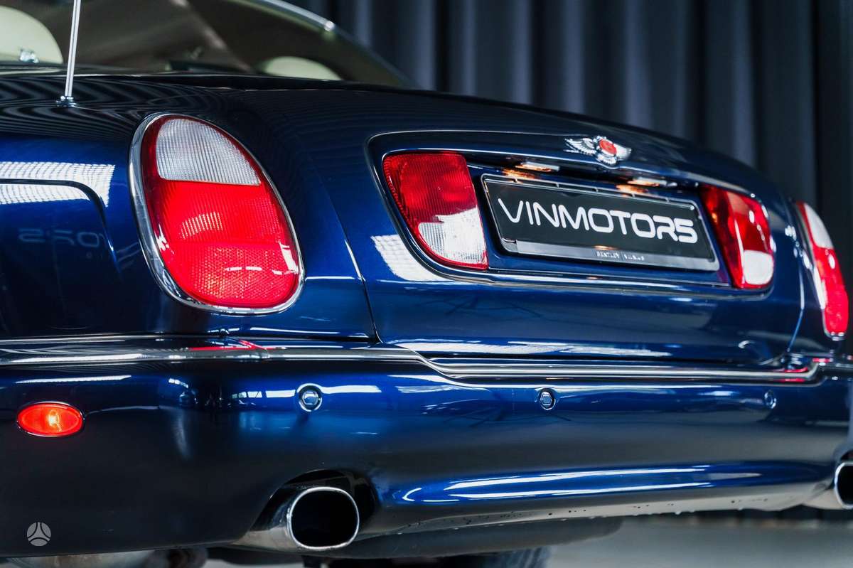 Bentley Arnage, 6.8 l., Седан