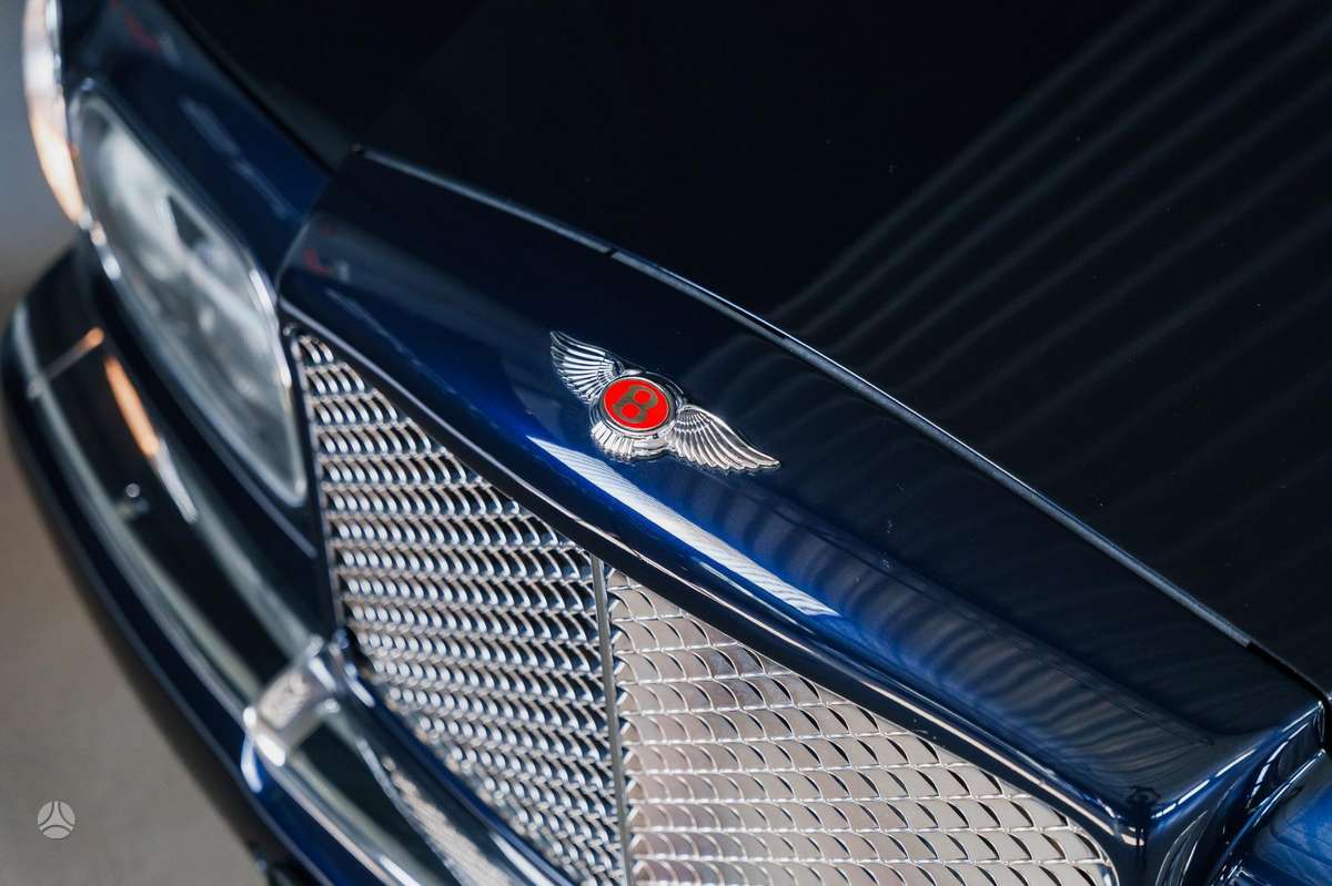 Bentley Arnage, 6.8 l., Седан