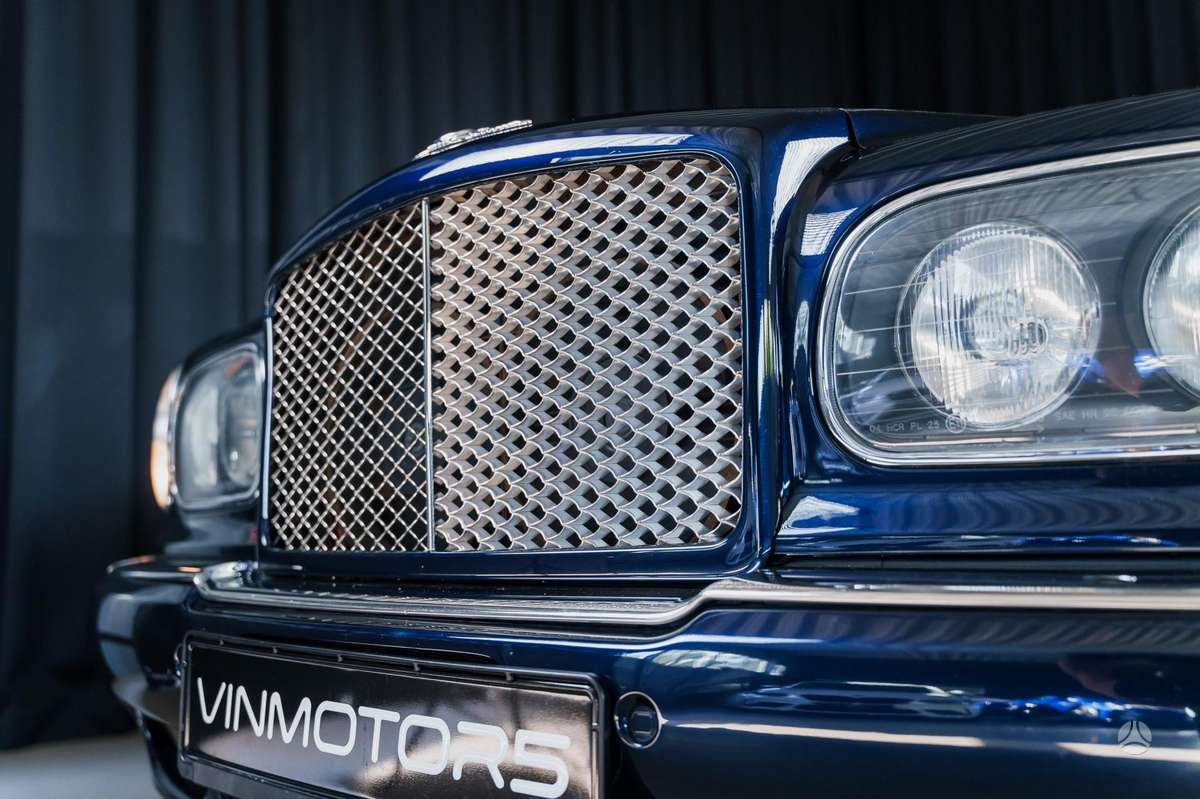 Bentley Arnage, 6.8 l., Седан