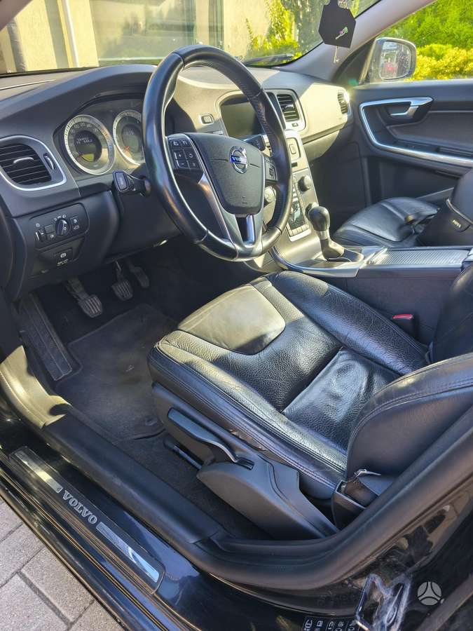 Volvo V60, 2.0 l., wagon