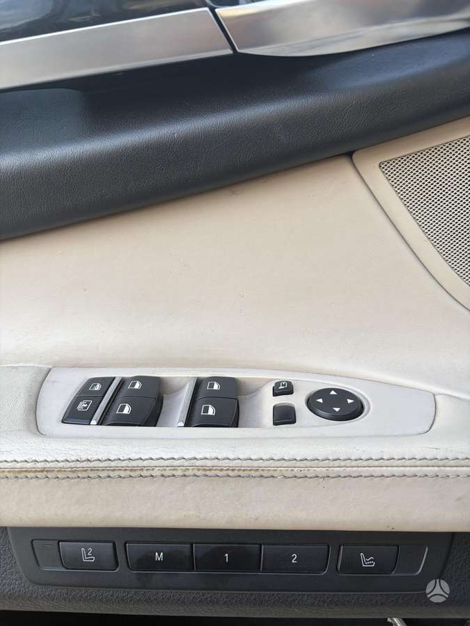 BMW 730, 3.0 l., Седан