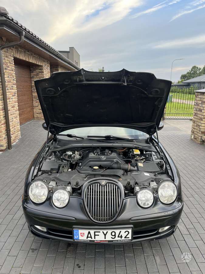 Jaguar S-Type, 4.2 l., Седан