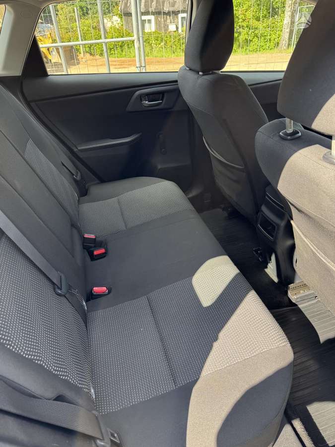 Toyota Auris - 12