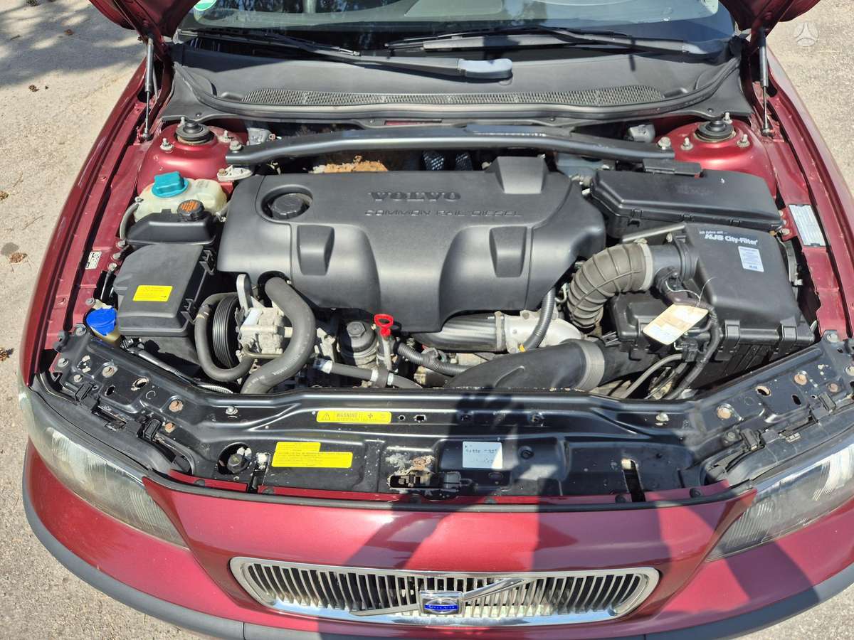 Volvo V70, 2.4 l., universalas