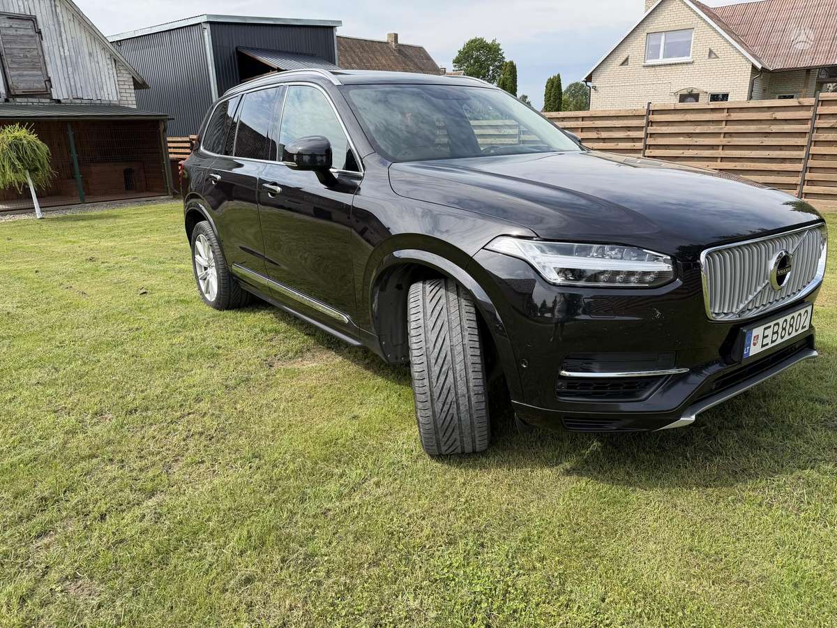 Volvo XC90 - 5