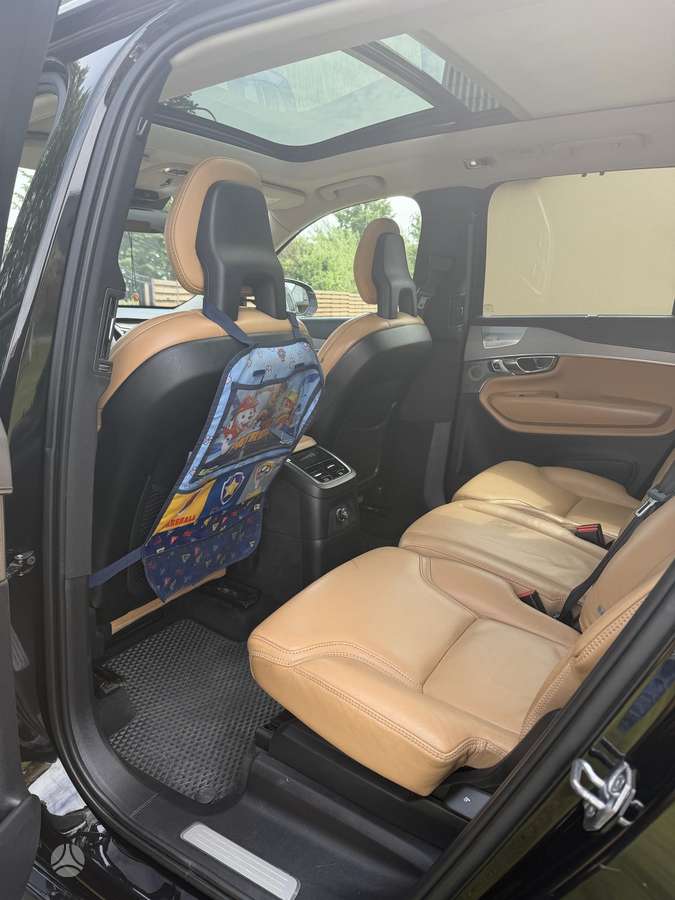 Volvo XC90 - 9