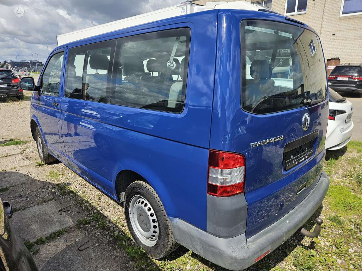Volkswagen Transporter - 4