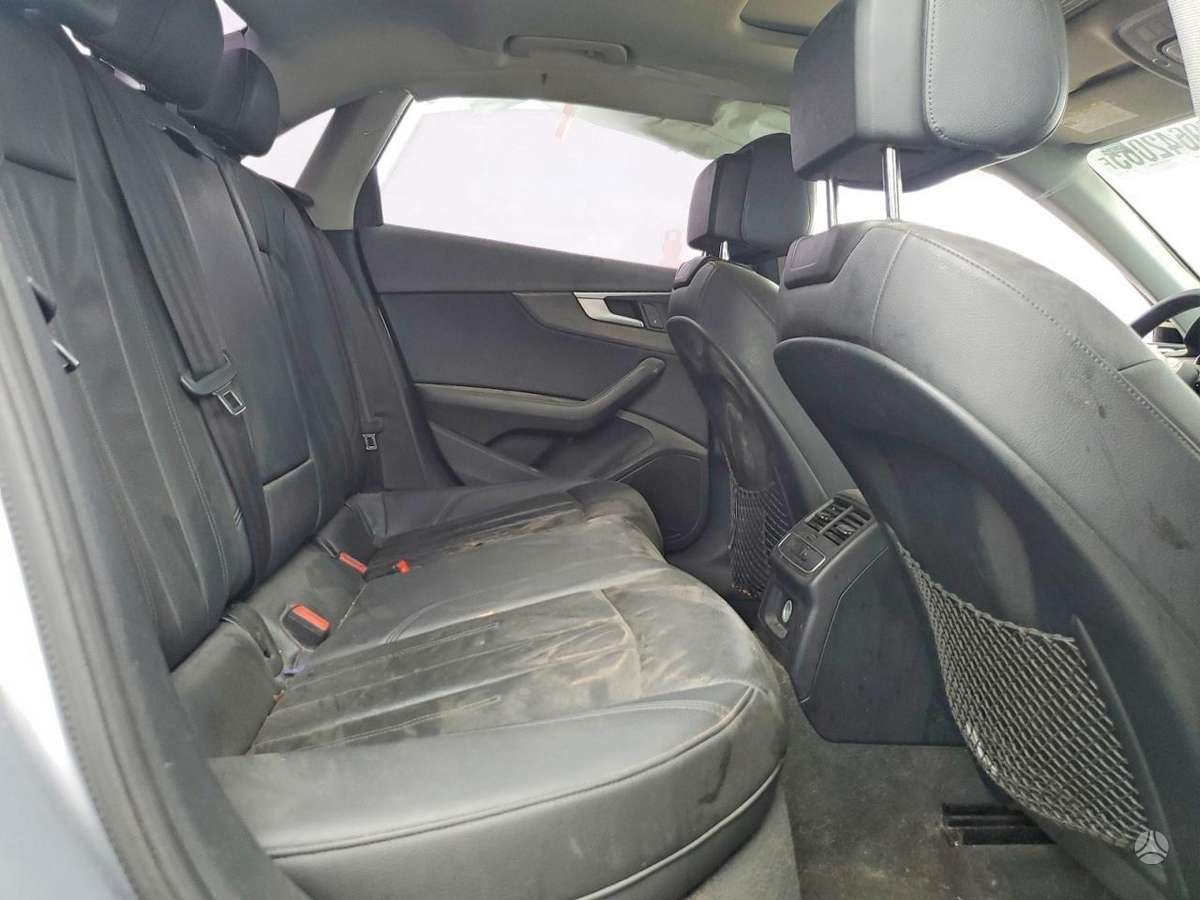 Audi A4 dalimis