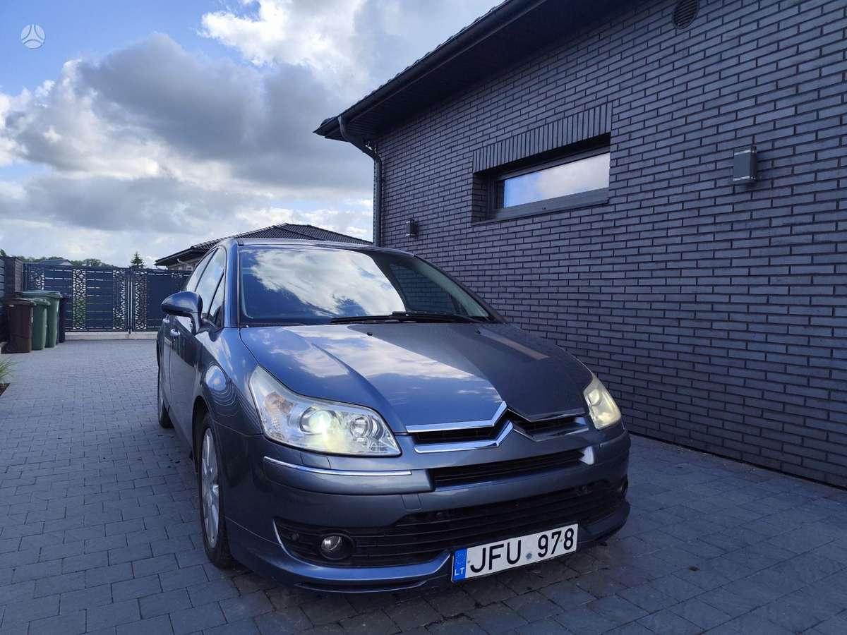 Citroen C4, 2.0 l., hatchback