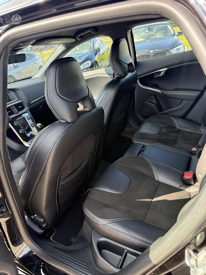 Volvo V40, 2.0 l., Хэтчбек