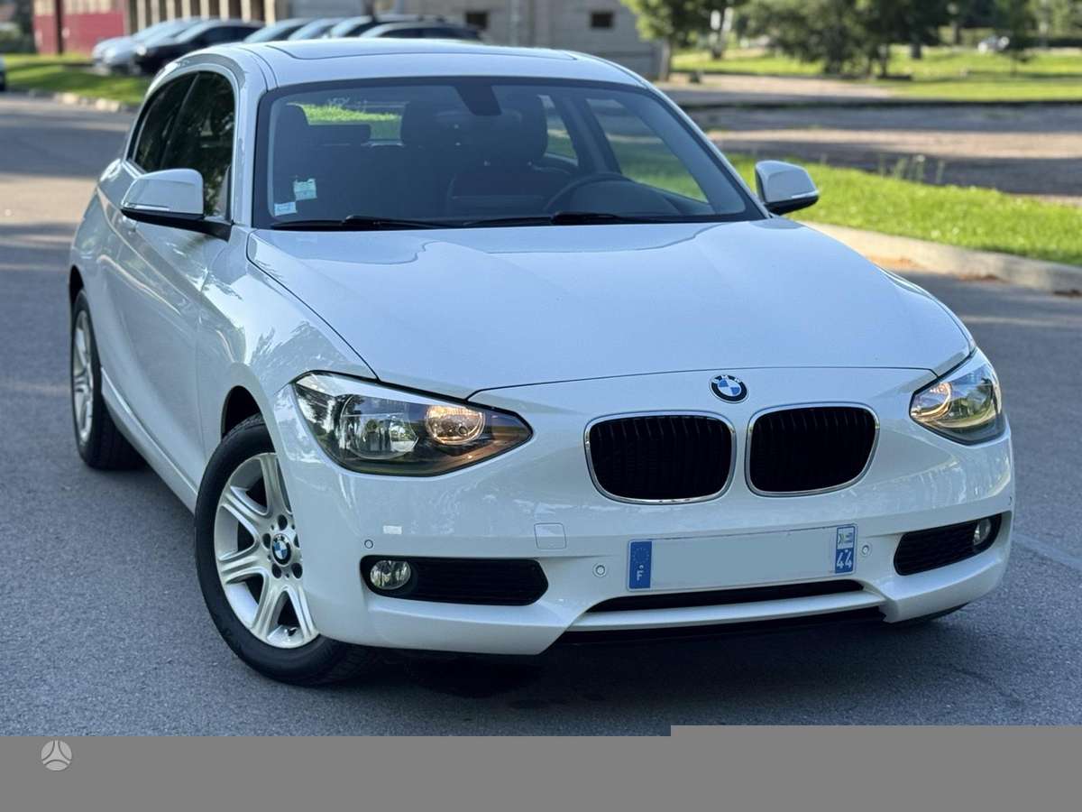 BMW 118, 2.0 l., hatchback