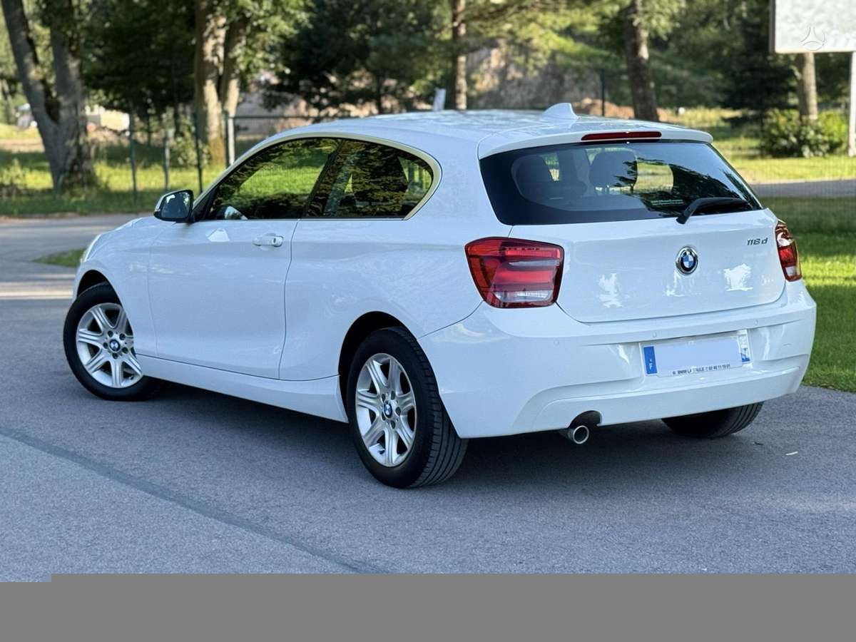 BMW 118, 2.0 l., hatchback