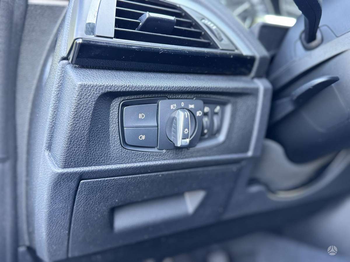 BMW 118, 2.0 l., hatchback