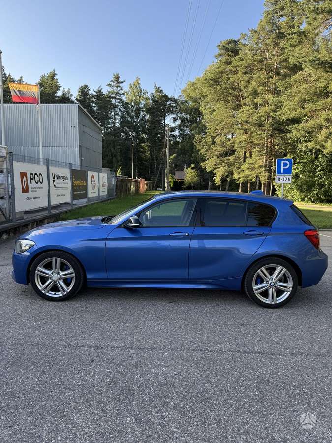 BMW 120, 2.0 l., hatchback