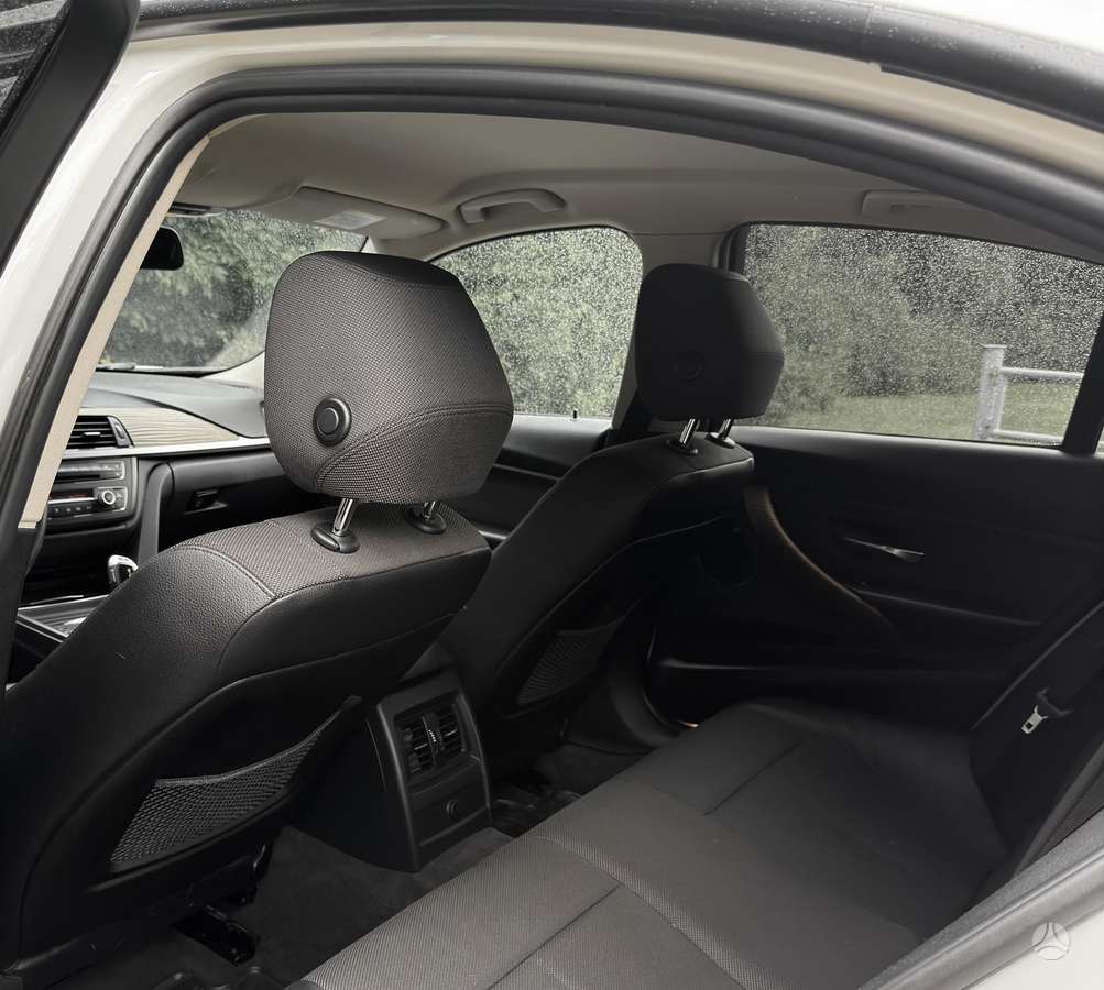 BMW 320, 2.0 l., Седан