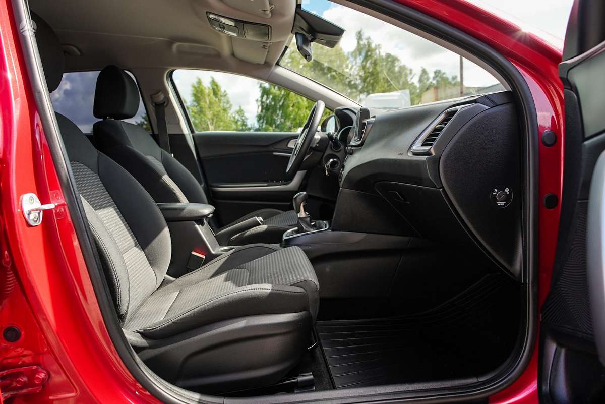 Kia Ceed, 1.4 l., universalas