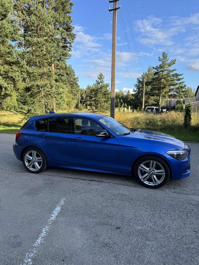 BMW 120, 2.0 l., hatchback