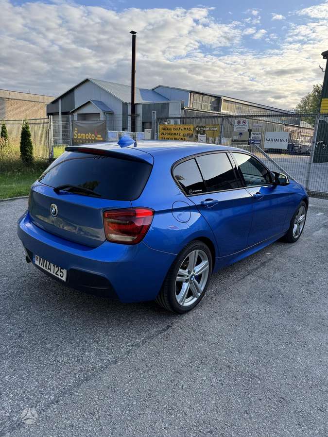 BMW 120, 2.0 l., hatchback