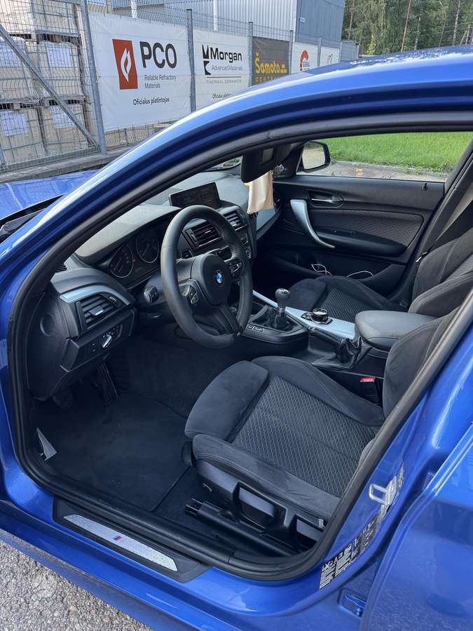 BMW 120, 2.0 l., hatchback