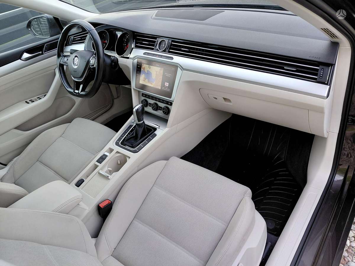 Volkswagen Passat, 2.0 l., Универсал