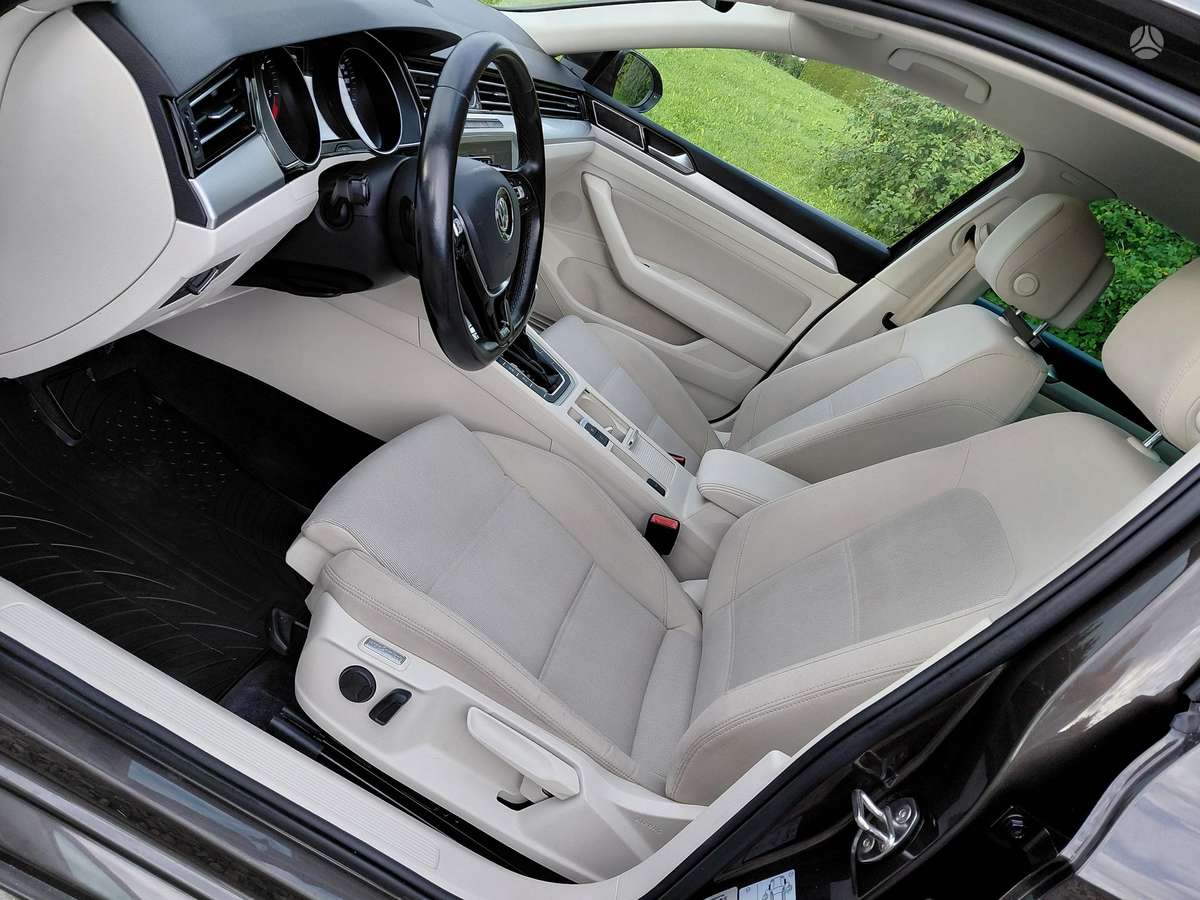 Volkswagen Passat, 2.0 l., Универсал
