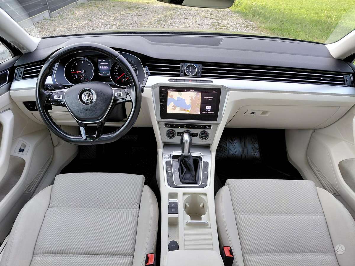 Volkswagen Passat, 2.0 l., Универсал