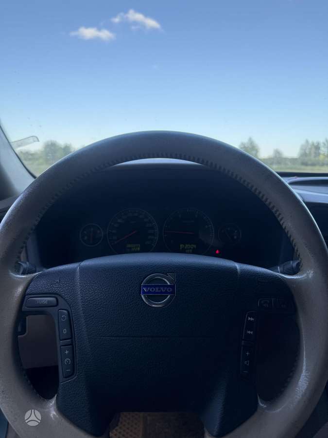 Volvo XC70, 2.4 l., wagon