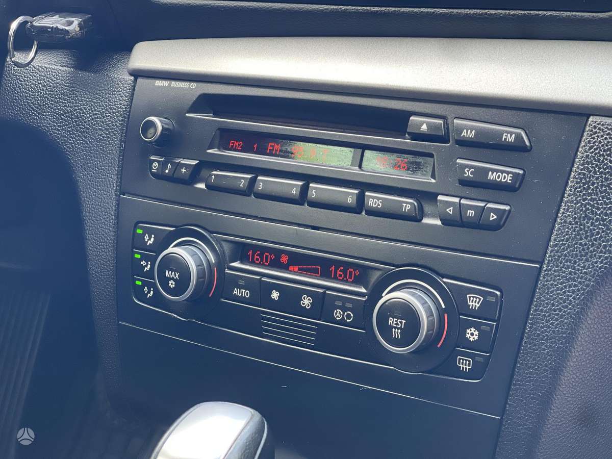 BMW 118, 2.0 l., hatchback